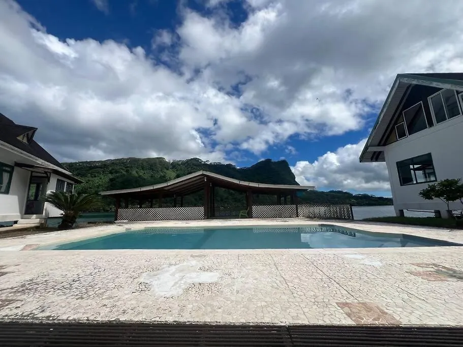Tiare, Vue Sur La Baie De Faaroa Βίλα Taputapuapea